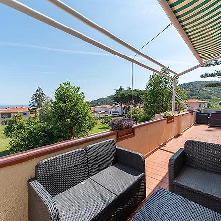 Hotel Casa Lupi Марчана Марина Екстериор снимка