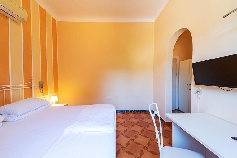 Hotel Casa Lupi Марчана Марина Екстериор снимка