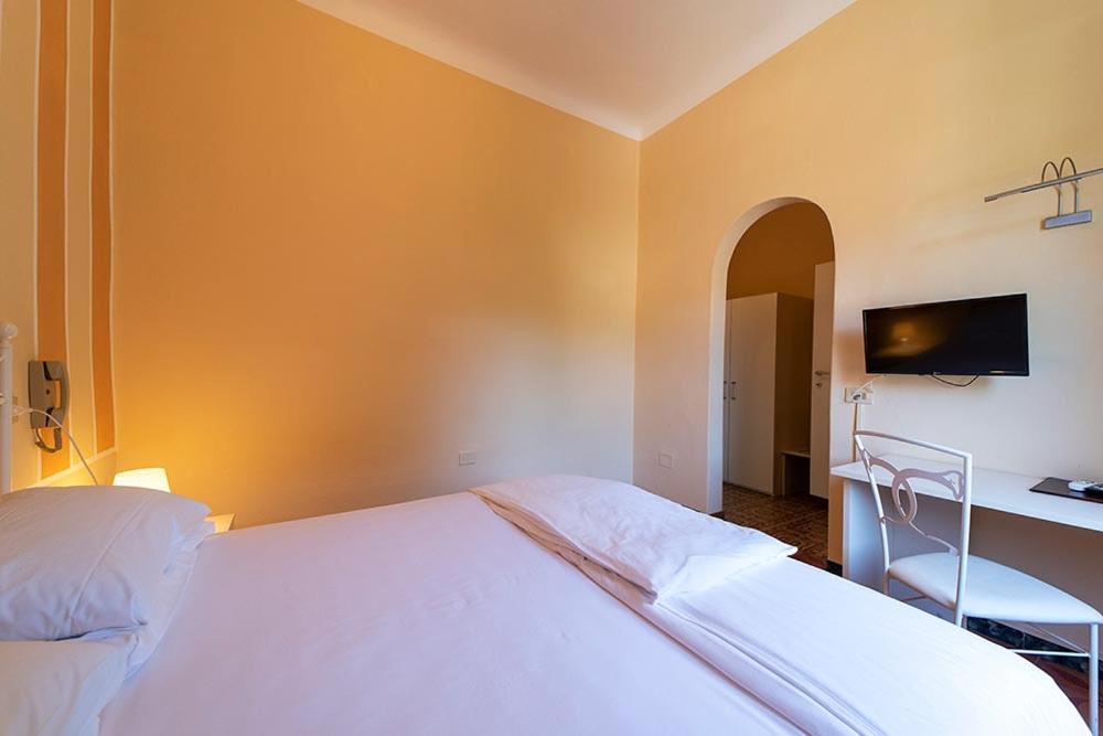 Hotel Casa Lupi Марчана Марина Екстериор снимка