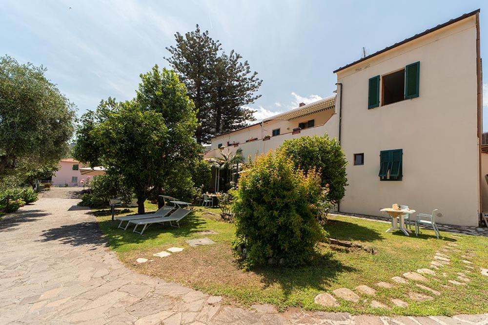 Hotel Casa Lupi Марчана Марина Екстериор снимка