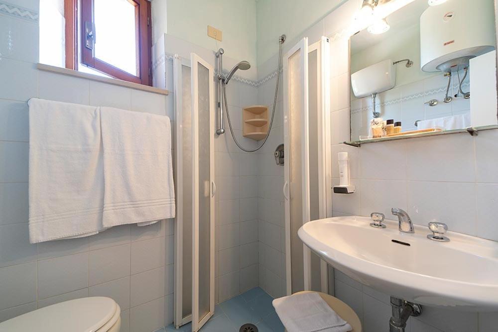 Hotel Casa Lupi Марчана Марина Екстериор снимка