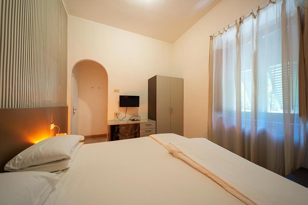 Hotel Casa Lupi Марчана Марина Екстериор снимка