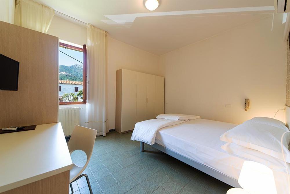 Hotel Casa Lupi Марчана Марина Екстериор снимка